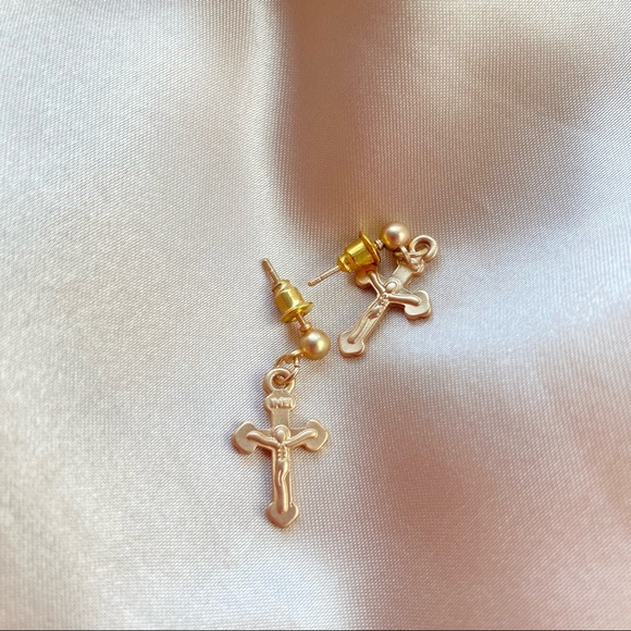❤️‍🔥𝕤𝕒𝕝𝕖❤️‍🔥 Jesus Christ earrings - Picture 3 of 4